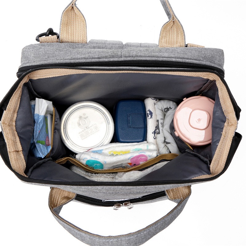 おしゃれな折りたたみ式ベビーベッド付きマザーズバッグ 大容量 - Backpack Diaper Bag のレビューと価格