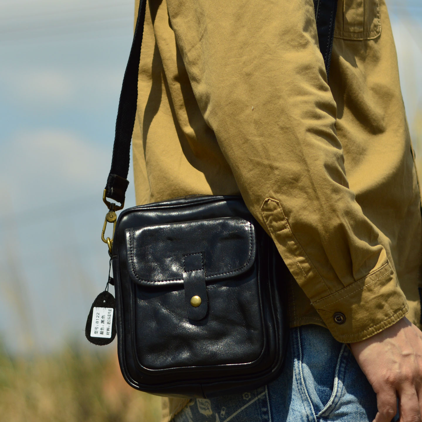 AETOO レザーメンズビジネスショルダーバッグ、調節可能な - Leather Backpack Vintage のレビューと価格